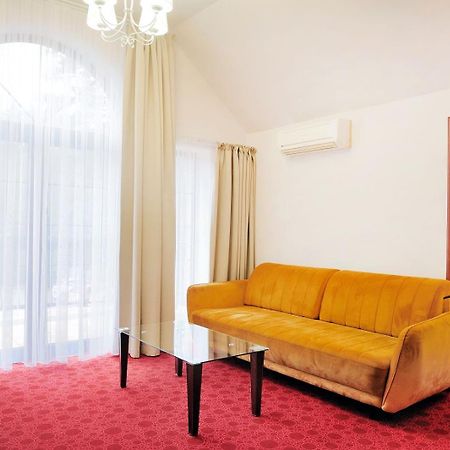Malutkie Resort ราดอมสโก ภายนอก รูปภาพ