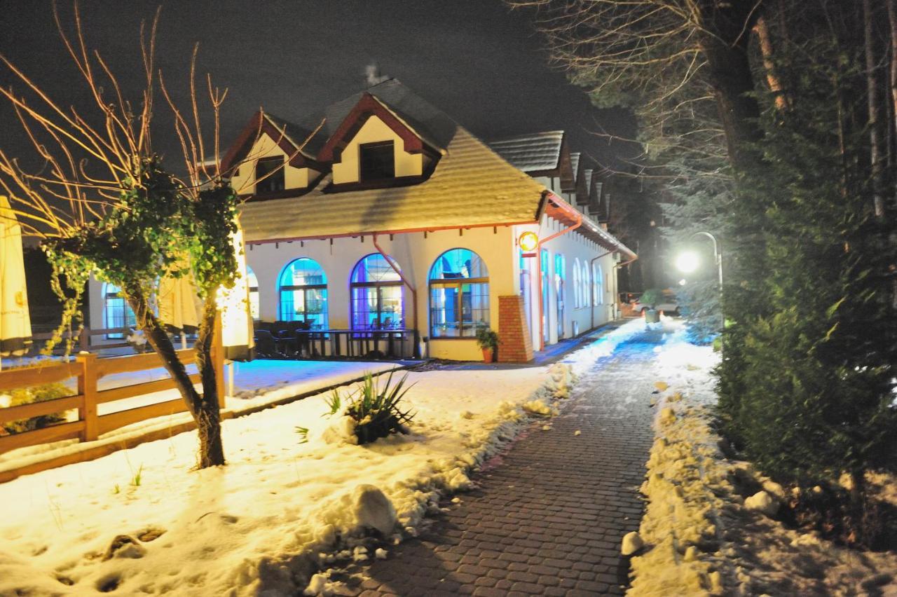Malutkie Resort ราดอมสโก ภายนอก รูปภาพ
