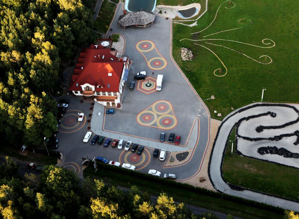 Malutkie Resort ราดอมสโก ภายนอก รูปภาพ